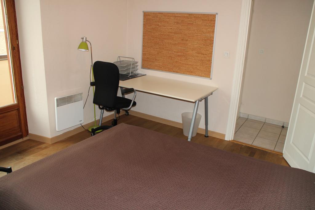 Les Z'Hirondelles Hotel Annecy Ruang foto