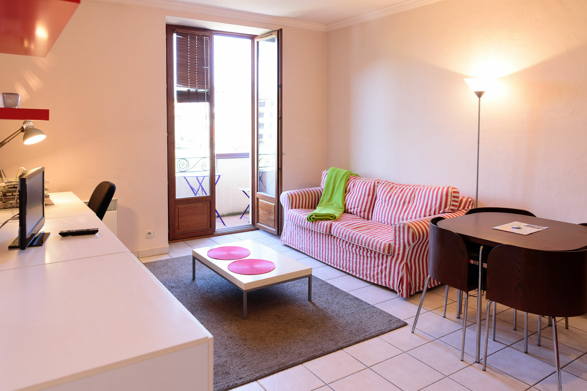 Les Z'Hirondelles Hotel Annecy Bagian luar foto